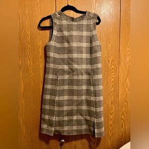 Grey wool and cashmere dress above the knee work dress. Size S.